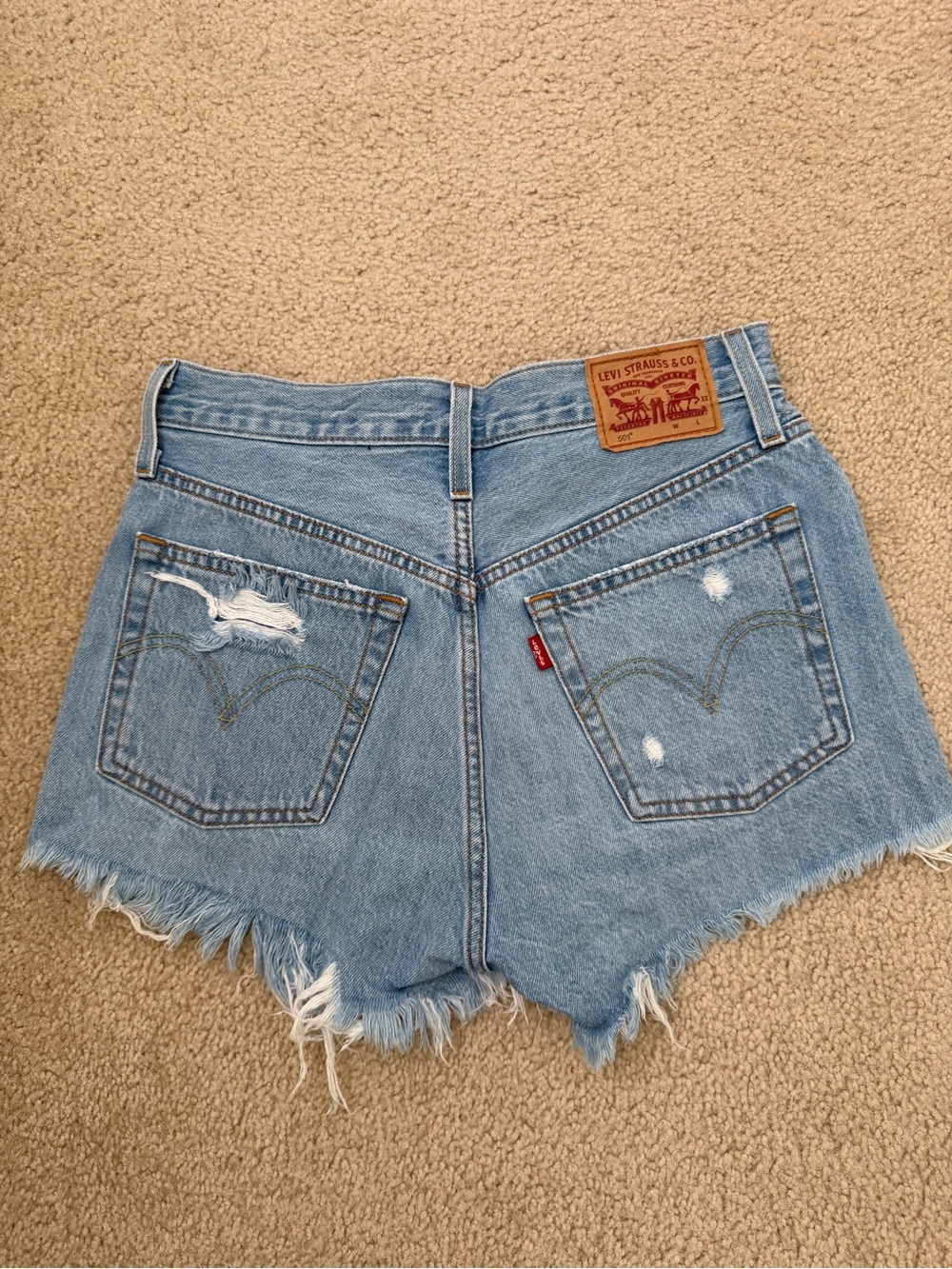 Levi’s 501 High Rise Distressed Denim Shorts – Size 25. Never worn!